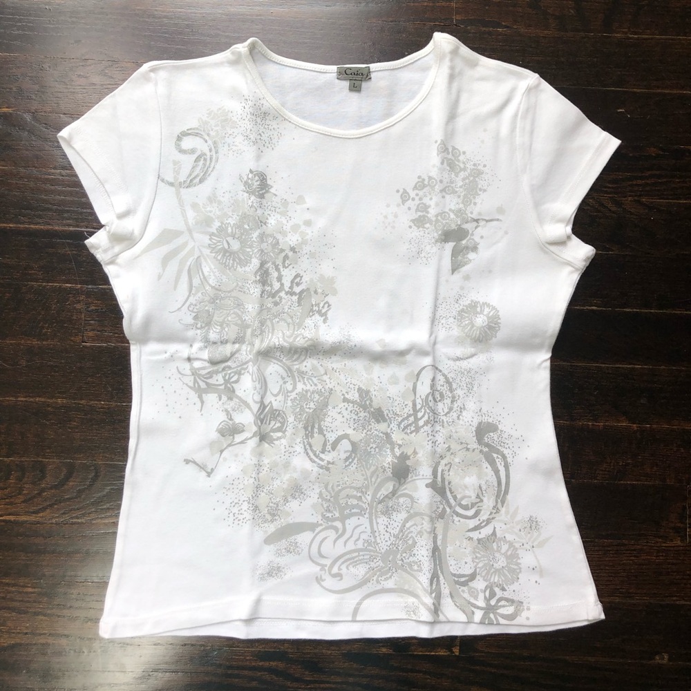 Vintage Metallic Silver Floral Decal Tee Shirt